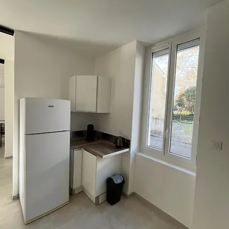 Grande Maison De + Jardin 度假居 阿莱斯