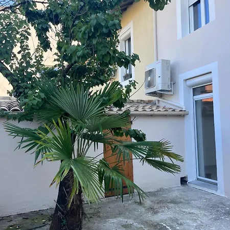 Grande Maison De + Jardin 阿莱斯