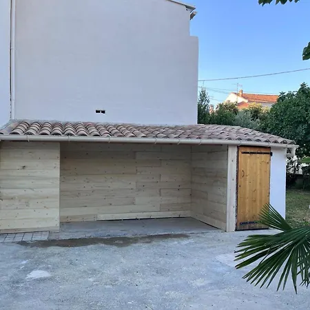 Grande Maison De + Jardin 度假居 阿莱斯